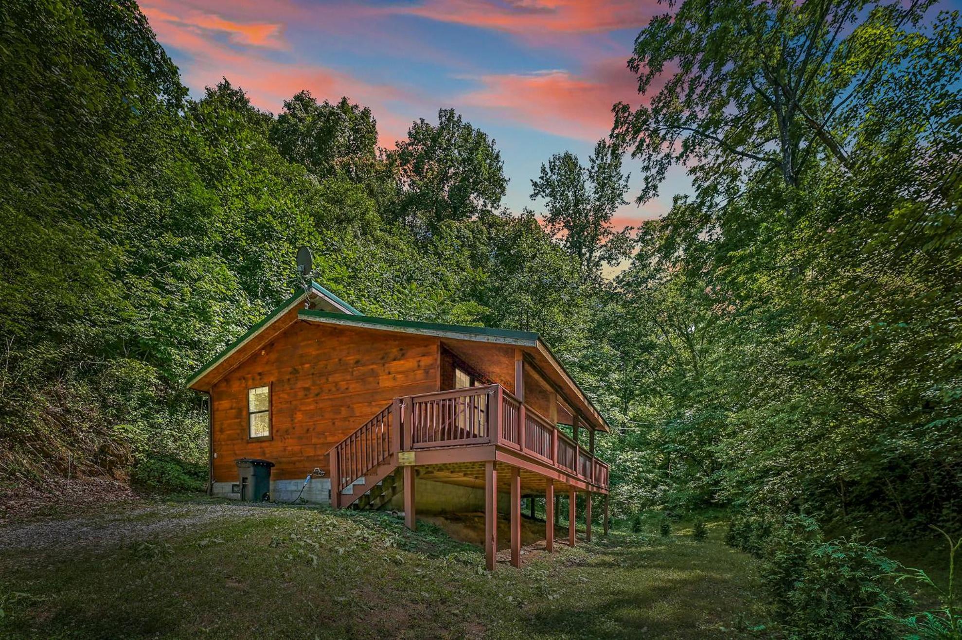 Smoky Mountains Hut Tub Cabin Dog Friendly Sevierville Exterior foto
